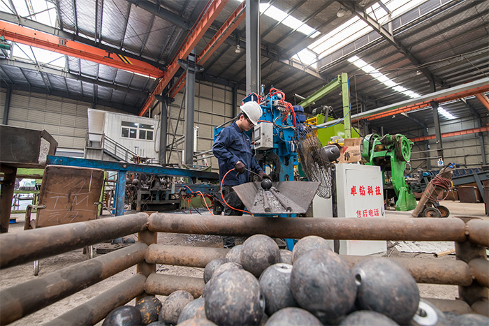 德阳网架配件-螺栓球加工车间